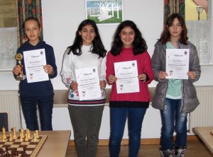 U14w: Krause (1.), N.Albayrak (2.), M.Albayrak (3.), Burger (4.)